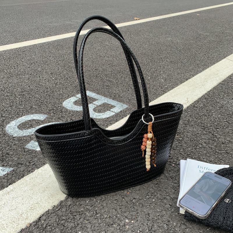 Summer new large-capacity tote bag solid color fashionable and popular woven bag shoulder bag underarm bag