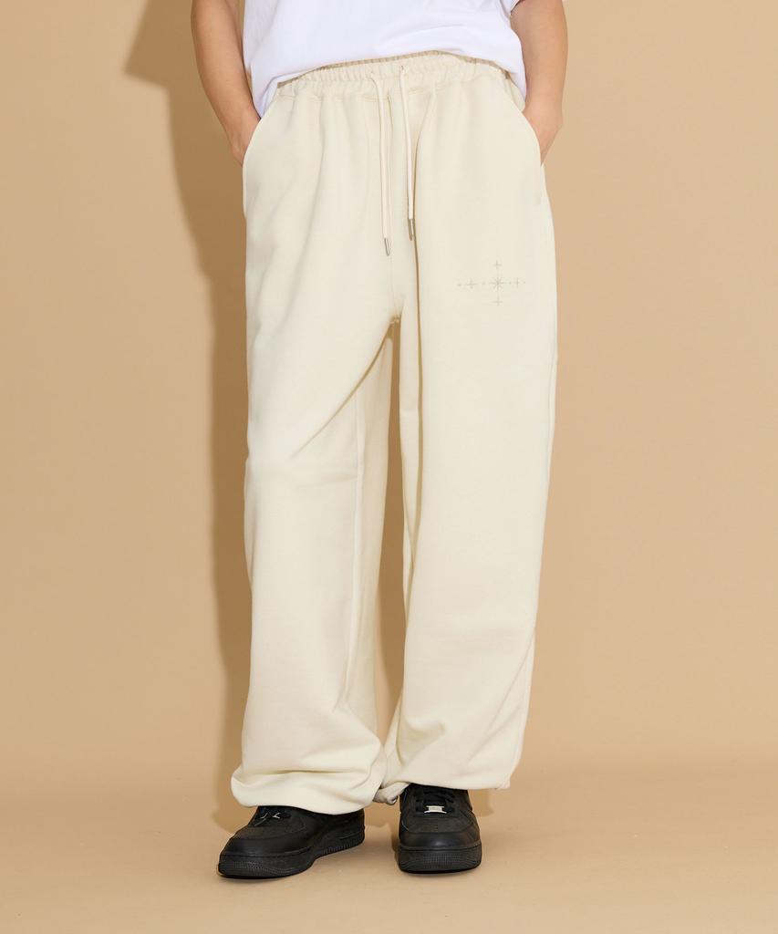 HOODHOOD Star Applique Embroidery Sweatpants Ivory