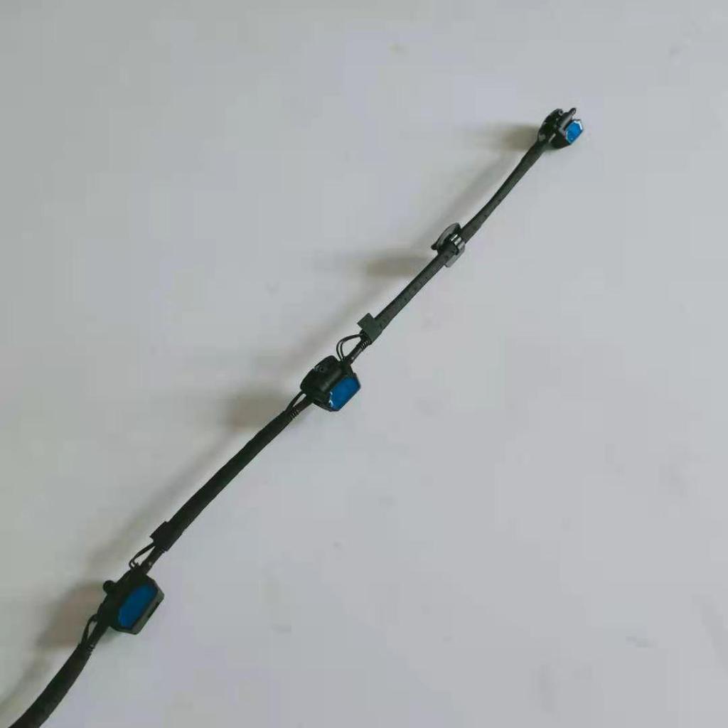 BMW X5 E70 Windshield Washer Nozzle 61667275171