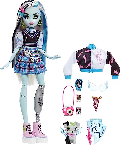 Monster High Panenka Frankie Stein s doplňky a mazlíčkem, kloubová módní panenka, černo-modře melírované vlasy, dětská hračka, od 3 let