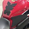 LEDISHUN Protiskluzová podložka na nádrž Kit pro Honda a CB650R/E-Clutch CBR650R/E-Clutch (2019–2025) (Černá)