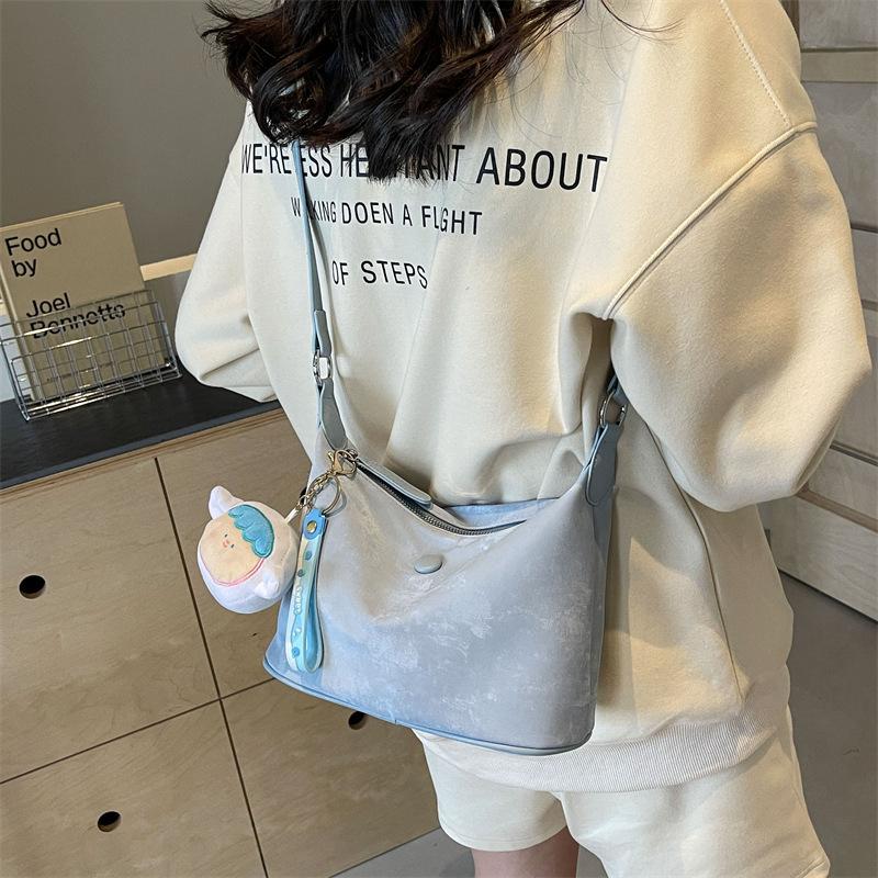 Stylish Large-capacity Shoulder Messenger Bag, Women's Messenger Solid Color Casual Versatile Small Square Bag