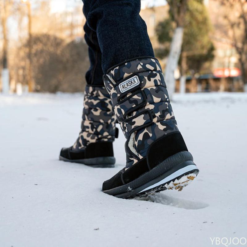 Men Winter Boots ThickSoled Warm Protection for Cold Weather Insulated Material for Winter Comfort Durable for Outdoor Winter Use