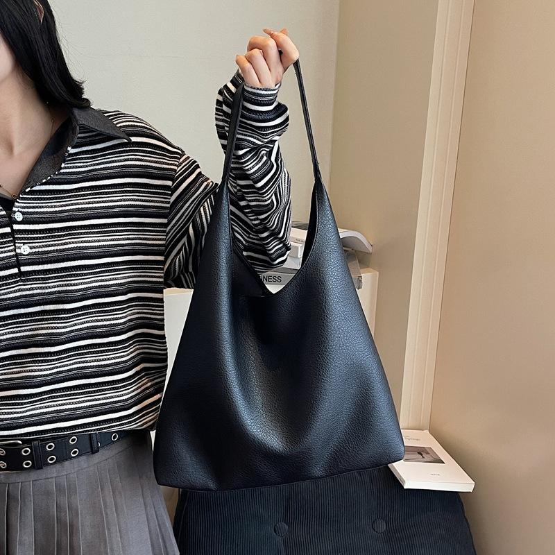 Tote Bag Fashionable Large-capacity Single-shoulder Bag Simple and Casual Underarm Bag