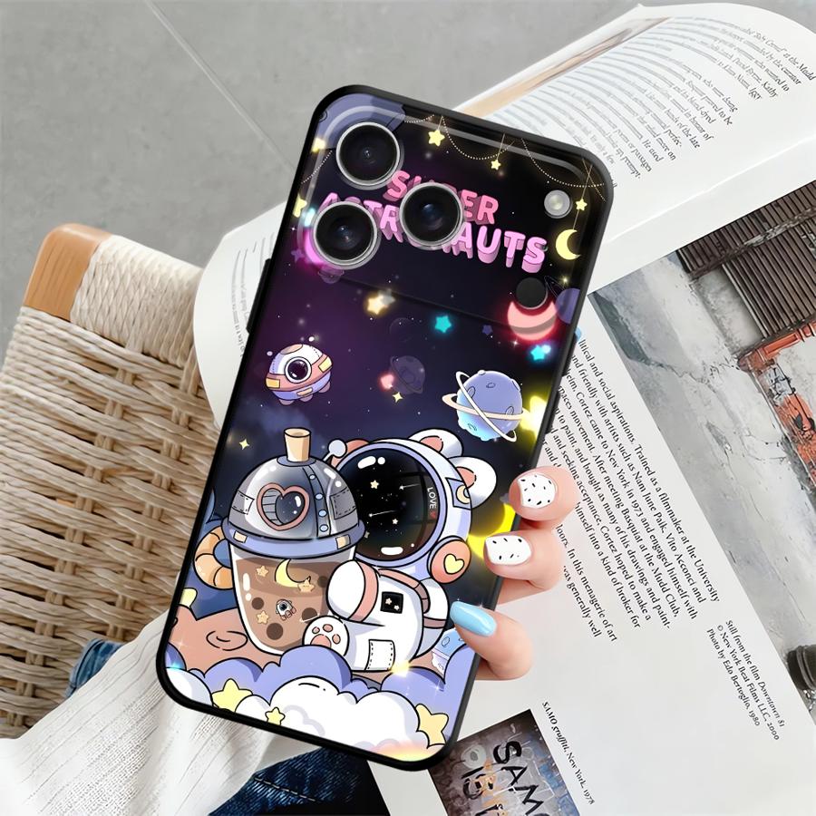 Cartoon Astronaut Case for Apple iPhone 17 Pro Max 13 Air 15 Pro 7 8 XR XS MAX 14 12 11 16 Funda Phone Cover