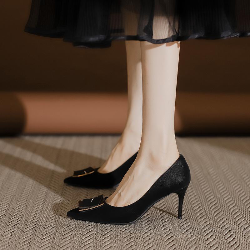 

Huizhou spring new niche high heels women s high-end feeling real sheepskin pointed single shoes 35 чёрный