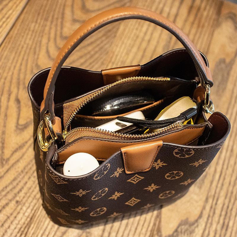 Women's Handbag New Korean Version Bucket Bag Diagonal Cross Bag This Year's Popular Bag