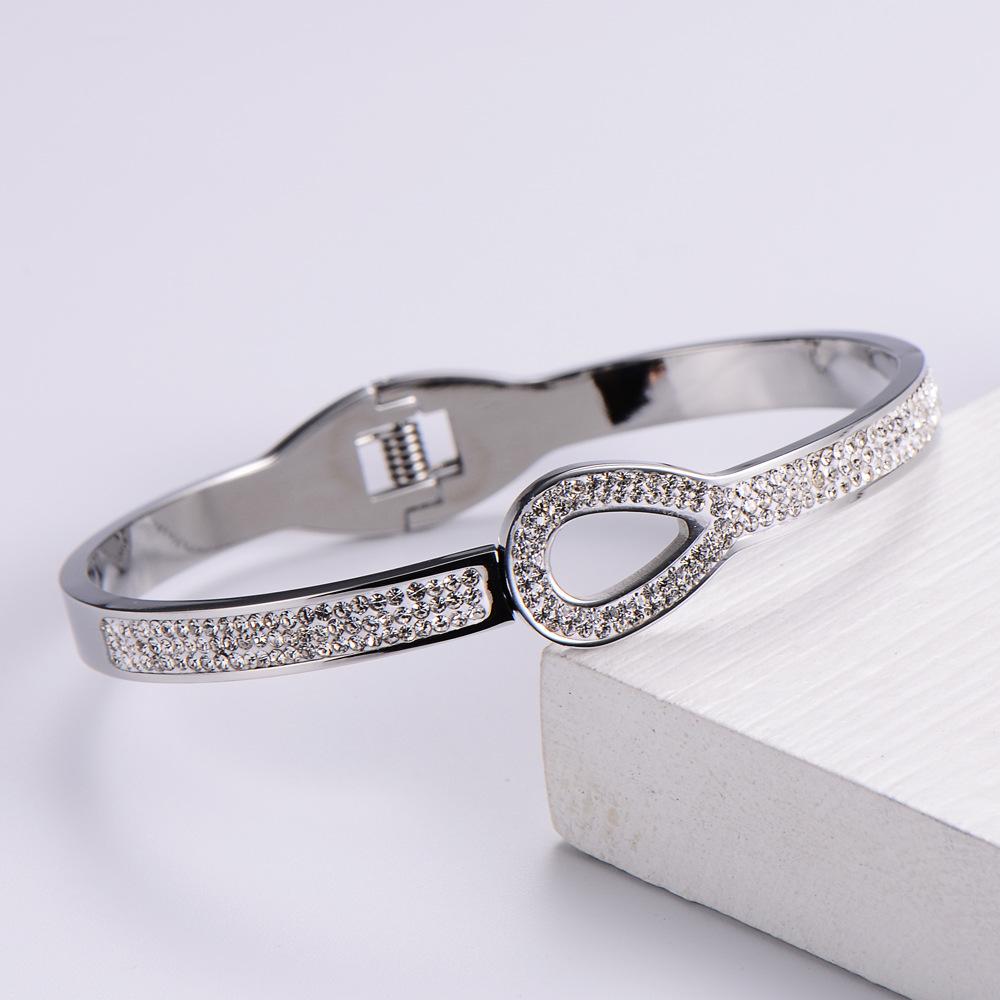 European & American Christmas Holiday Bracelet - Super Flash Goddess Gift Accessory