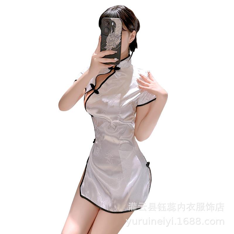 Erotic underwear women seduce small breasts and show big hot bed tease sexy cheongsam plus size suit