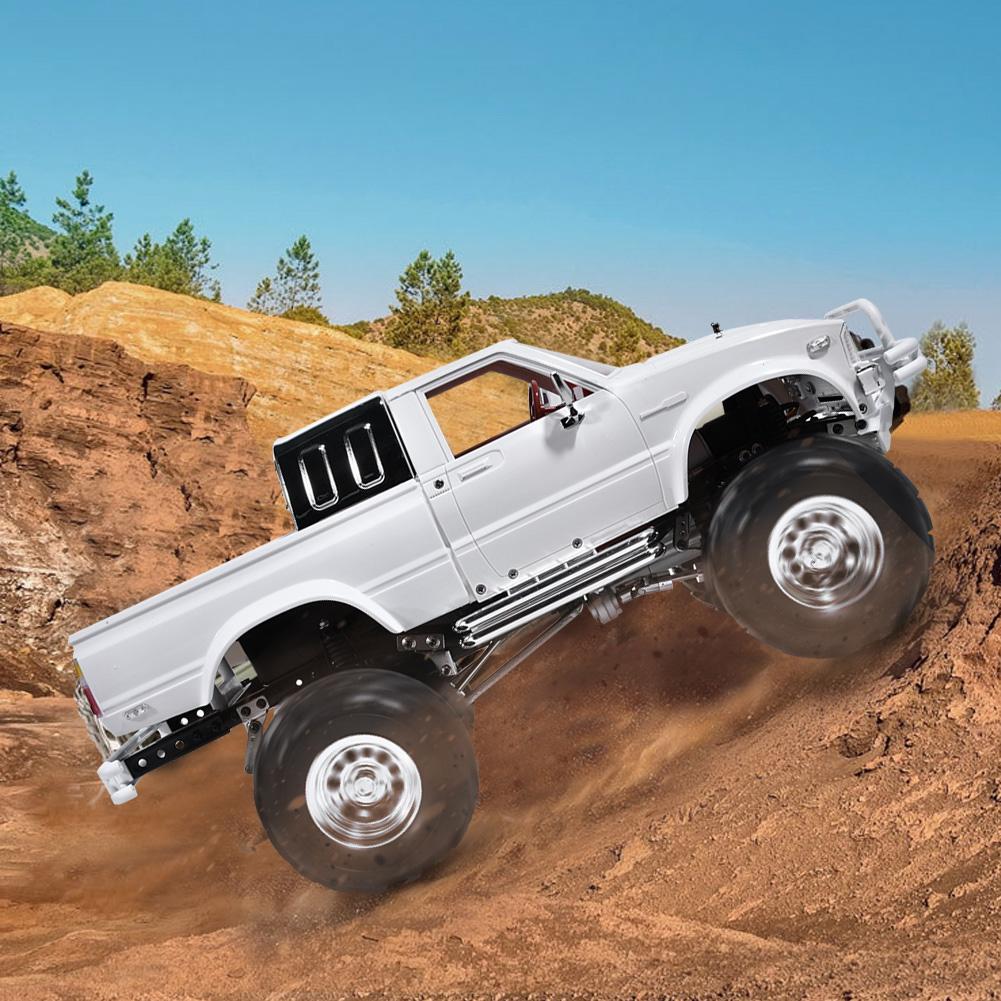 1Celsius10 2.4G 4 Metal Remote Control Racing Vehicle RTR (Black)