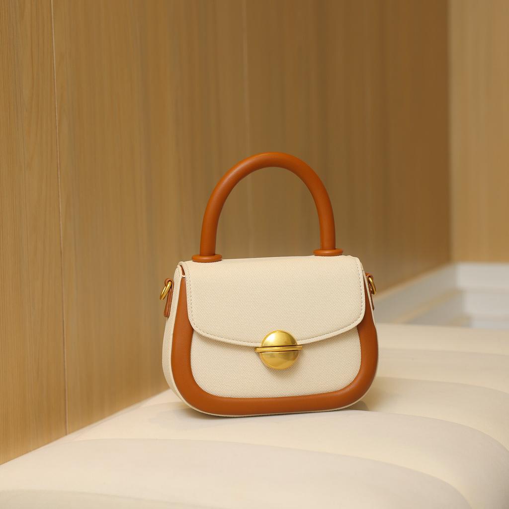 2024 Summer New Niche Design High-End Women's Handbag Fashionable Versatile Saddle Bag Single Shoulder Crossbody Bag