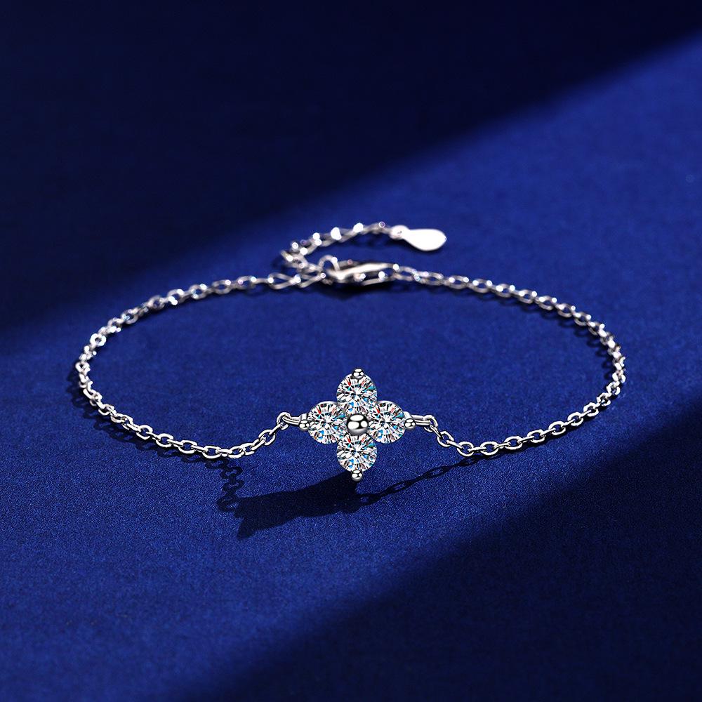 S925 Sterling Silver Moissanite Four-Leaf Clover Bracelet - Elegant, Versatile, Luxury Women’s Jewelry