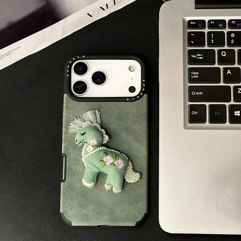 

3D Cartoon Embroidered Horse Phone Case for Apple 17 Pro/16 with Silk Screen Large Hole Design 15 Plus/16 Plus циан