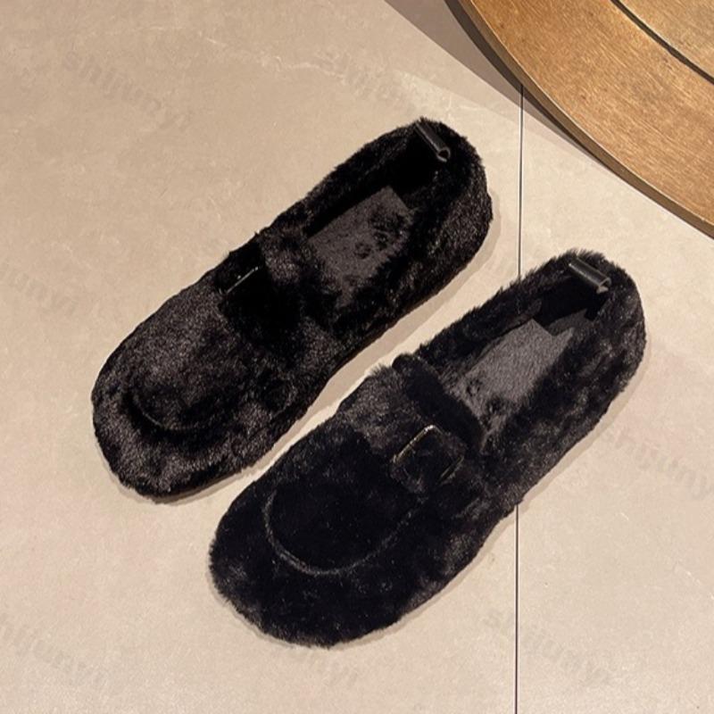 

Модная женская ретро плюшевая повседневная теплая обувь-лоферы с неглубоким вырезом 2025 Зима Новая мода Универсальные мягкие удобные хлопковые балетки 35 чёрный