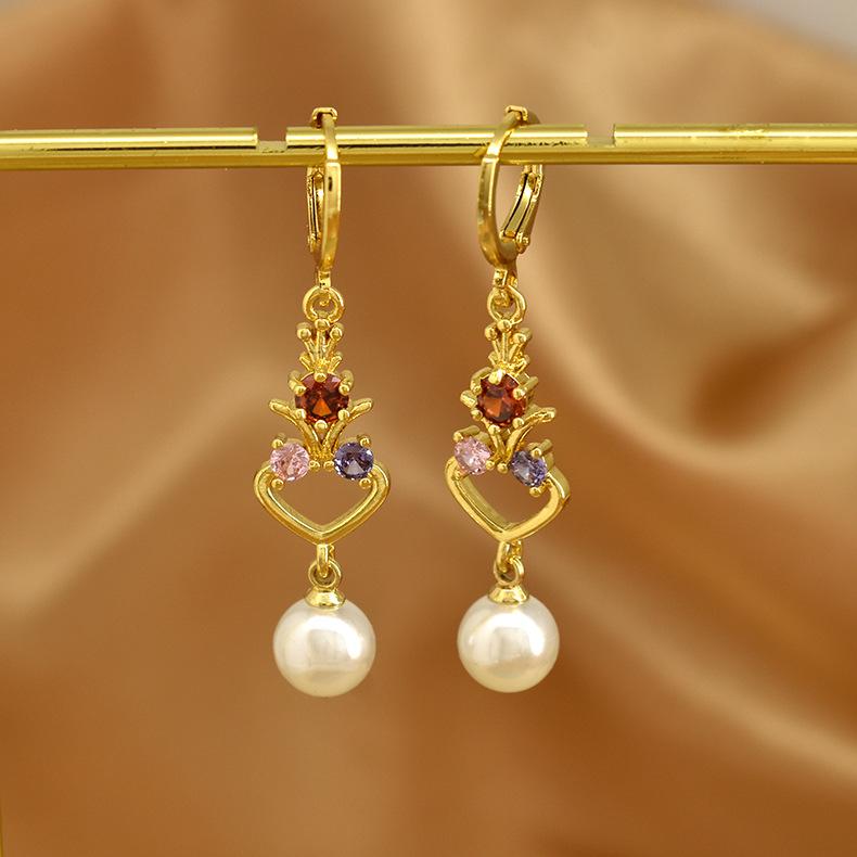 Modische Übertriebene Perlen-Quasten-Ohrringe für Damen Elegante Vielseitige Gesichtsschlankmachende Hängeohrringe Schmuck