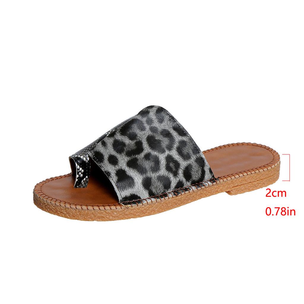 Large Size Beach Slippers for Women, Summer New Style with Leopard Print Toe Cover, Soft Soled Women's Sandals for External Wear
