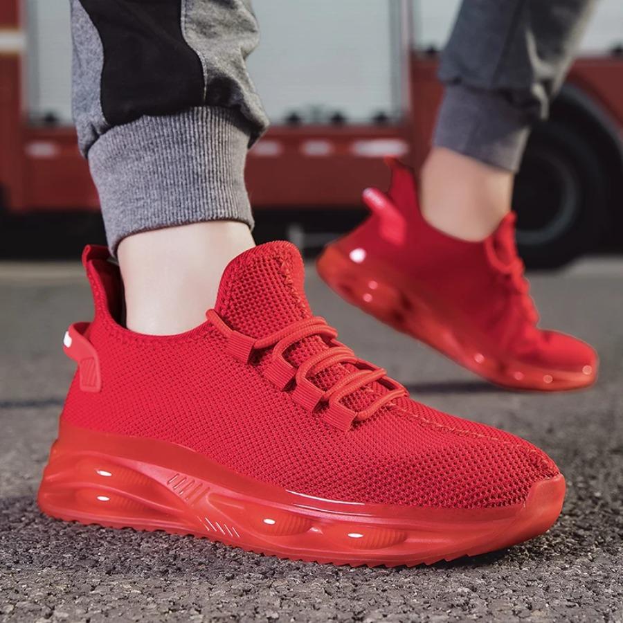 High Quality Spring and Summer New Flat Lightweight Men's Flying Mesh Men's Casual Sports Shoes Breathable Vulcanized Shoes