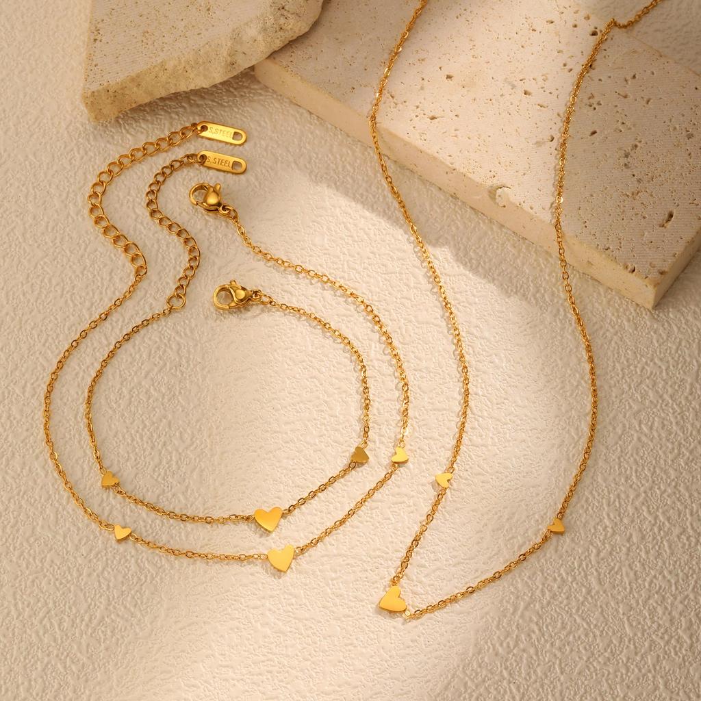 Minimalist Heart Charm Bracelet for Women, Gold Plated Stainless Steel Chain Bracelet, Waterproof Jewelry Party Gifts