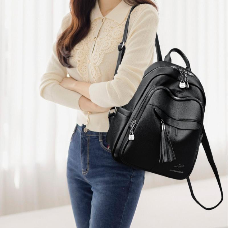 Backpack Women's New Trendy Korean Version Light Fashion Versatile Women's Bag Large Capacity Leisure Commuter Travel Backpack