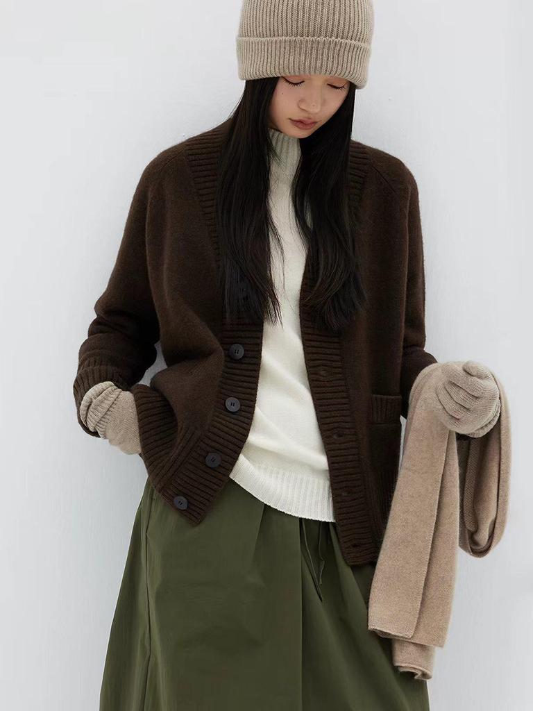 Women's 100% Wool V-Neck Knit Cardigan, Autumn/Winter Loose Fit Sweater Coat with Hidden Pockets