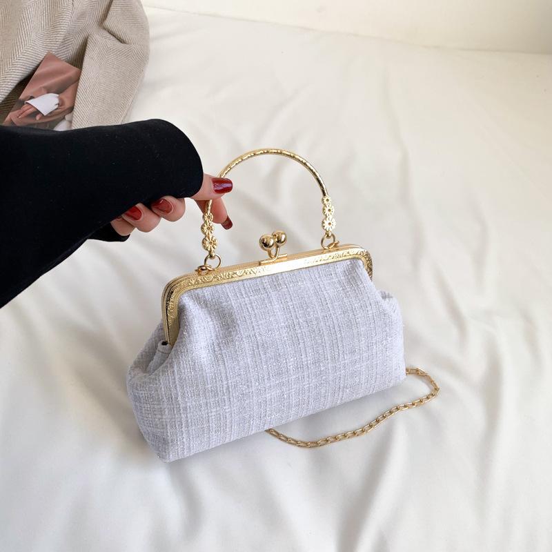 Fashion Chain Bag Women's 2025 Spring New Retro Simple Shoulder Shell Bag Casual Messenger Bag Women's Bag