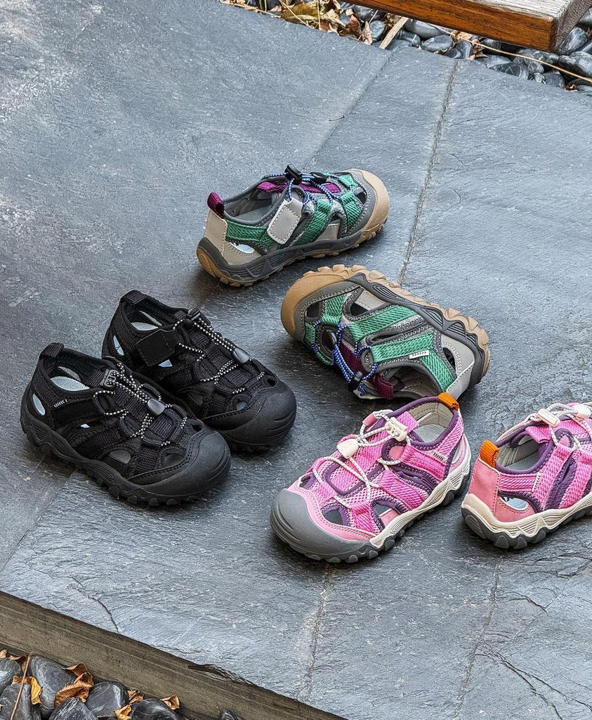 2026 Summer Kids' Stylish Outdoor Sports Sandals with Hollow Design