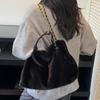 Fluffy Plush Shoulder Bag Winter Faux Fur Bags for Women Tote Designer Handbags Chains Shopper Purses Crossbody Bag Bucket Bags