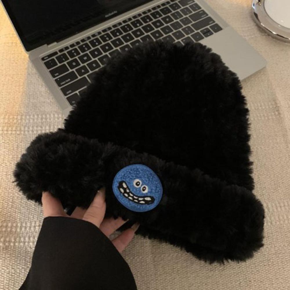 

Soft and Skin Friendly White Plush Hat Plush Embroidered Knitted Hat