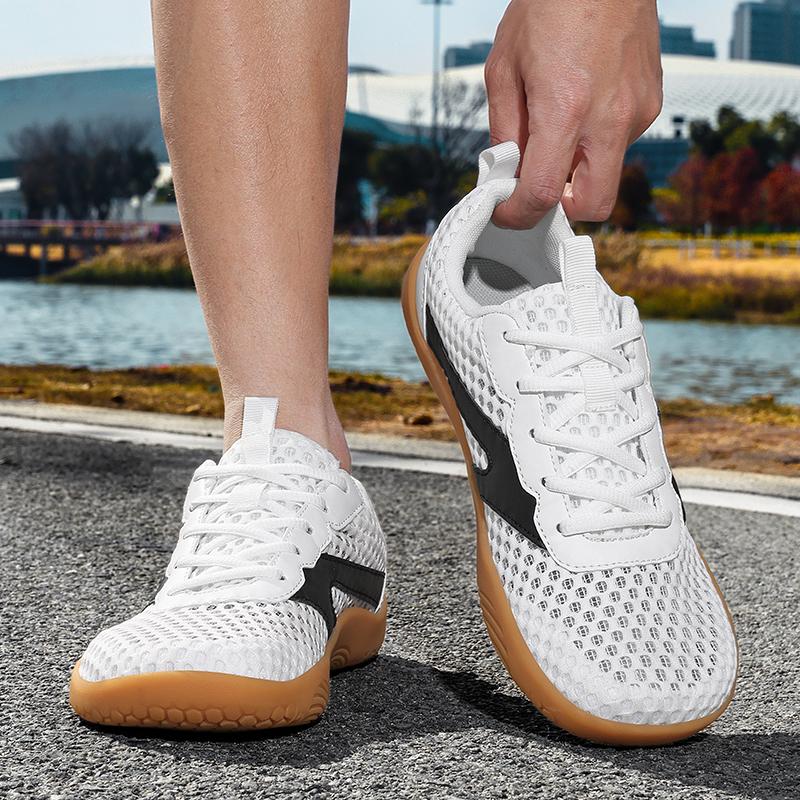 Wide Toe Box Sneakers for Men Breathable Mesh Cross-training Shoes Anti-slip Gym Exercise Casual Sports Shoes Plus Size 39-48