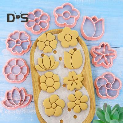 8 adet/takım 3D Çiçek Şekli Çerez Kesiciler Plastik Bisküvi Kalıp kurabiye damgası DIY Fondan Kek Kalıbı Pişirme Pasta Bakeware Mutfak Malzemeleri