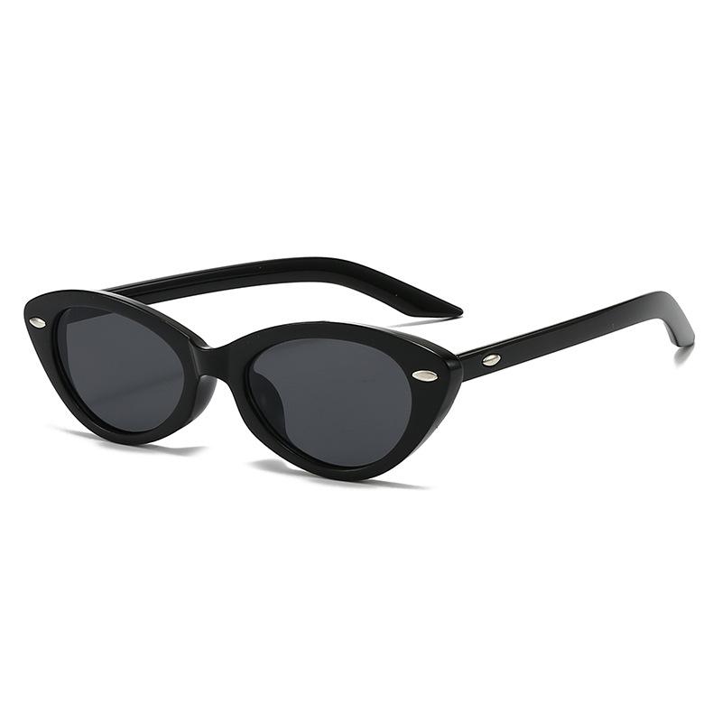 

Retro Rivet Small Oval Frame Women Sunglasses Cat Eye Shades UV400 Men Trendy Outdoor Sun Glasses Blue Green Lens Beach Eyewear черный серый