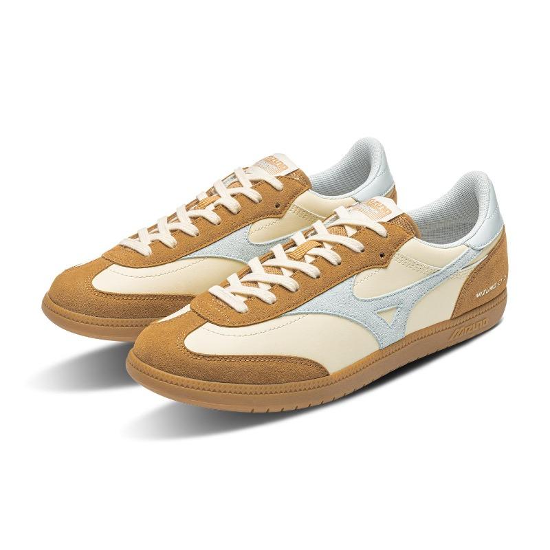 Mizuno CT 01 Unisex Low Top Retro Skate Shoes Tan Yellow D1GH262707