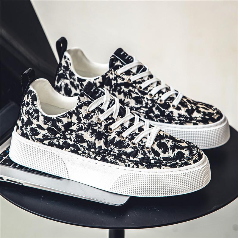 2025 New Sneakers Casual Mens Designer Ethnic Style Board Shoes Fashion Fabric Breathable Increased Internal Flat Platform Shoes