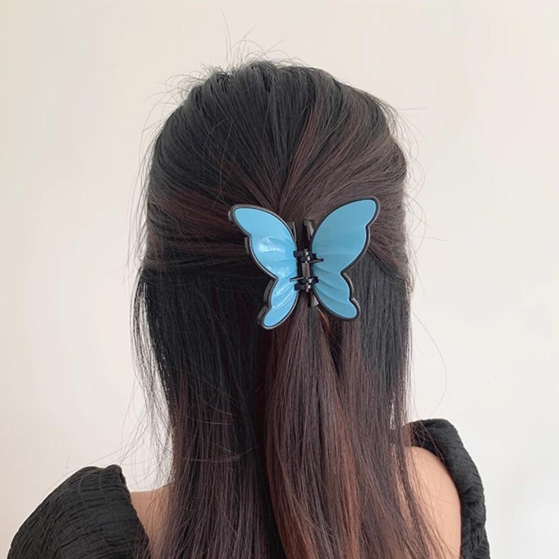 

Sweet Butterfly Hair Claw Clips Women Fashion Acrylic Grab Clips Girls Retro Headwear Ins Clip Hair Accessories