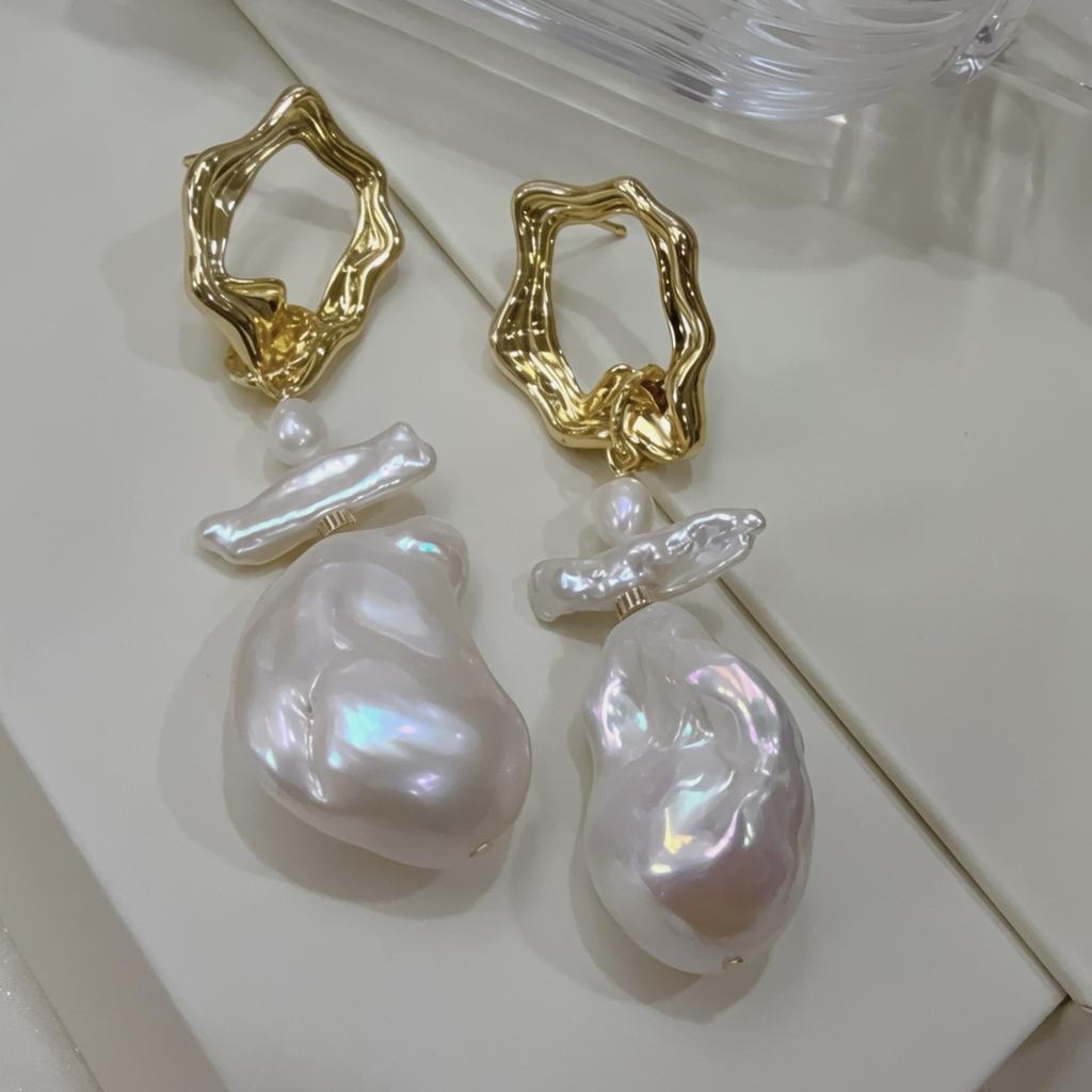 Vintage natürliche Mode große barocke unregelmäßige Perlenstecker Ohrringe Damen Silbernadel Ohrringe leichter Luxus Französische Ohrringe