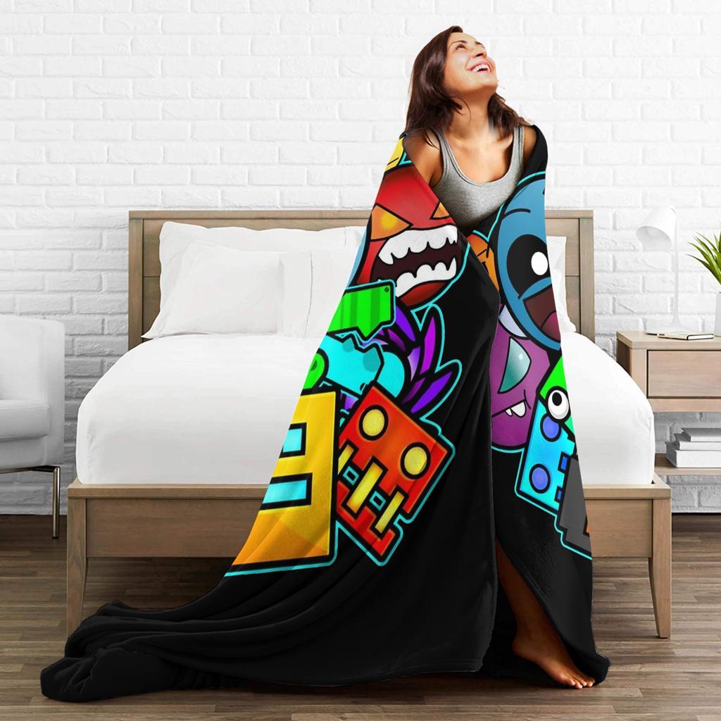 Coperta in Flanella Geometric Dash Old School Gaming, Coperte Geometry Dash per Letto Ufficio Trapunta Ultra-Morbida,