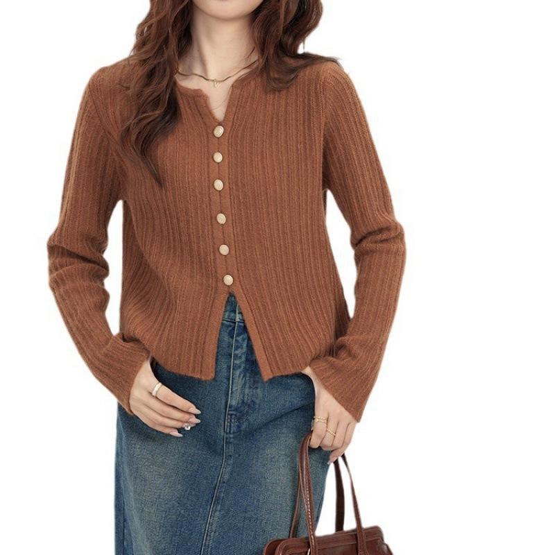 Pullover Sweater Women's Spring New Style Temperament Long Sleeved Knitted Top