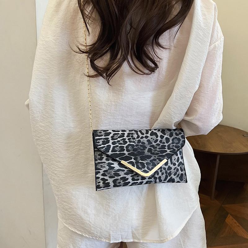 Fashion Women Leopard Print Clutch Soft PU Leather Purses Female Large Capacity Envelope Bags Ladies Evening Party Bag AVE