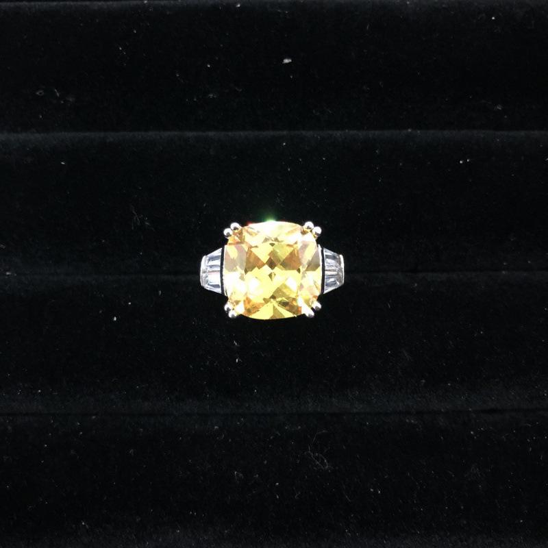 High-End Adjustable Gemstone Ring for Women: Elegant European & American Style, Versatile Light Luxury Design Open Adjustable