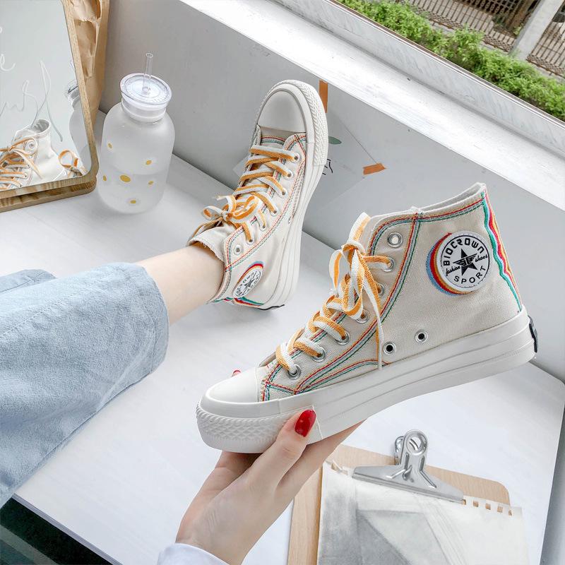 Kjøp 2020 Dame Retro High-Top Canvas Sneakers – Off-White Snøresko