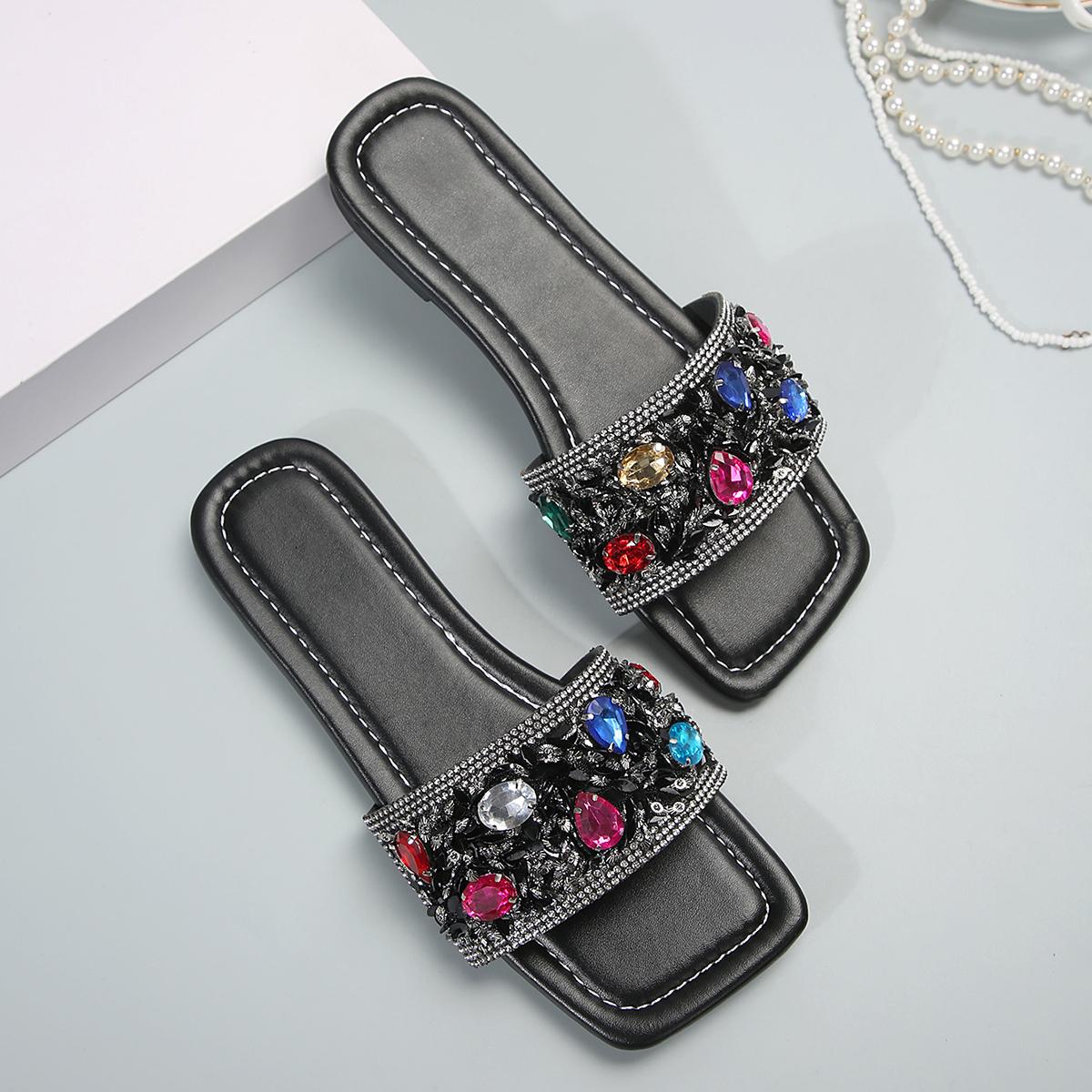 2024 2024 Женские роскошные шлепанцы для отдыха на природе — фото 6