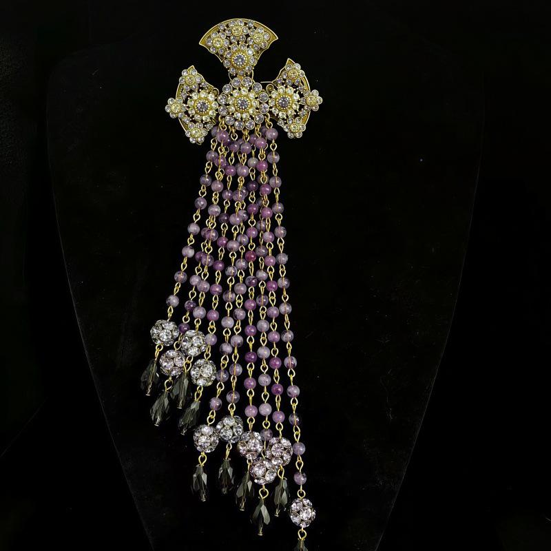 Vintage Rhinestone Tassel Brooch in Aged Brass Topia