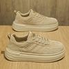 Scarpe primavera nuove casual scarpe da skate giovanili sportive di alta gamma antiscivolo rialzanti scarpe con suola morbida