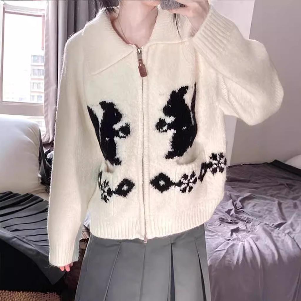 Rabbit jacquard lapel zipper sweater jacket women's autumn and winter retro lazy wind contrasting color soft waxy knitted cardigan