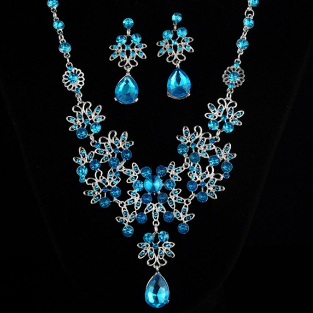Luxury Bridal Accessories Crystal Jewelry Set – Vintage Rhinestone Necklace and Teardrop Earrings for Women