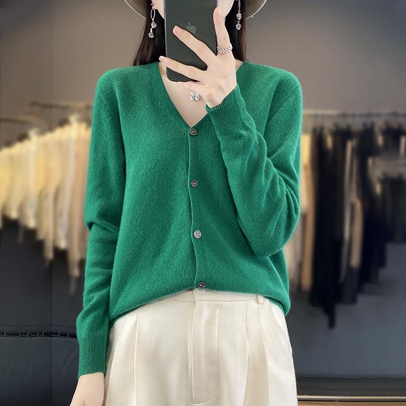 Women's Wool Knit Collar Cardigan: Slim-Fit, Long Sleeve, Loose Outerwear for Autumn and Winter.
