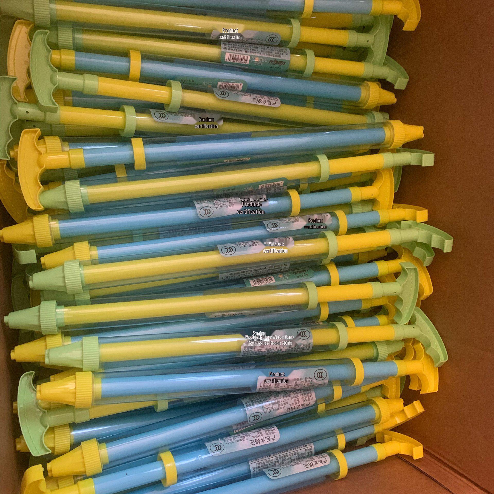 Children s Extendable Syringe Water Gun for Beach and Sand Play