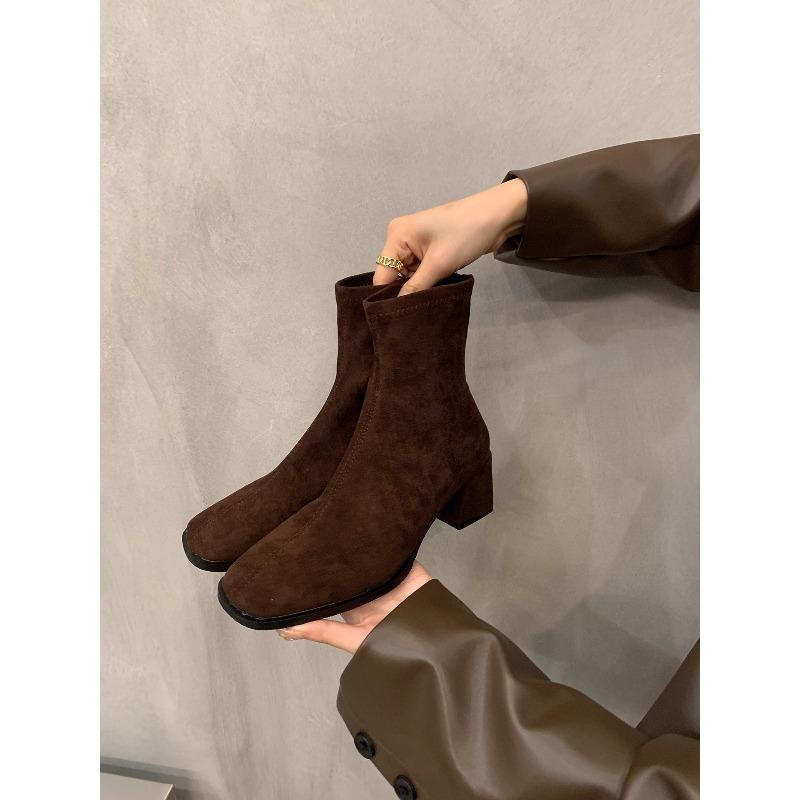 Coarse heel khaki skinny boots small short boots women s shoes new autumn and winter ankle boots Martin boots 39 коричневый 3640₽