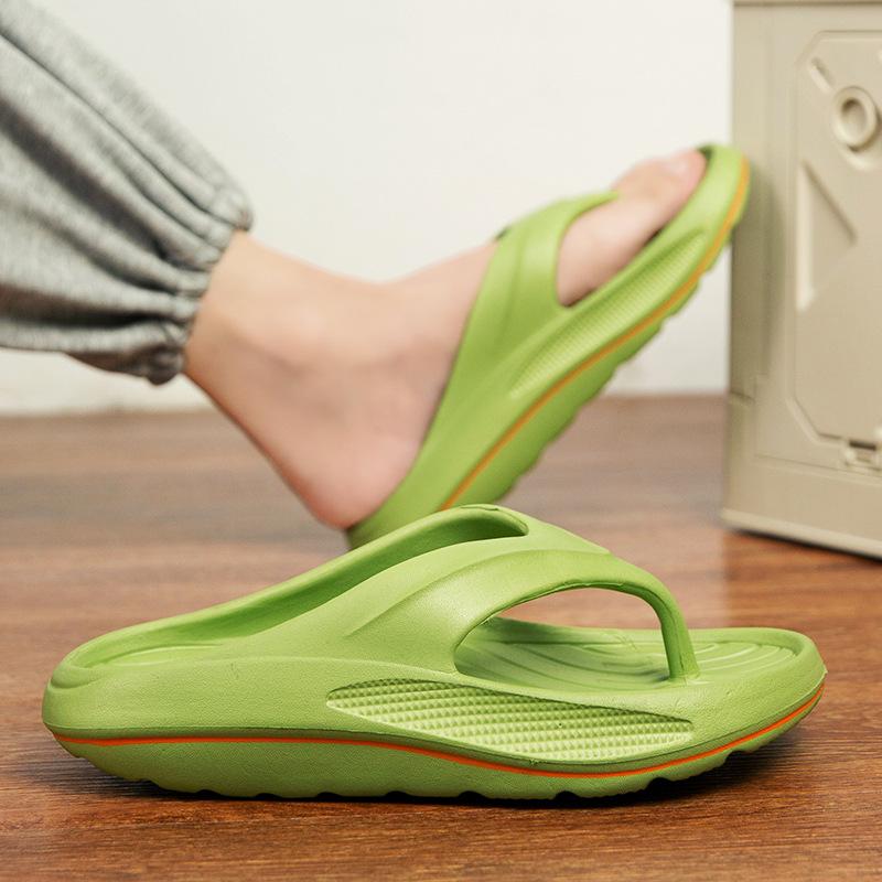 

Men s flip-flops large size summer new men s outdoor beach shoes trend toe sandals 45