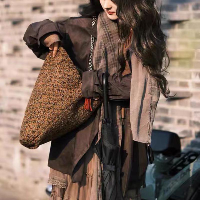 Large Capacity Brown Tweed Tote Bag with Chain Strap Minimalist Style Commuting and Daily Use Durable Handle Shoulder Bag KTY